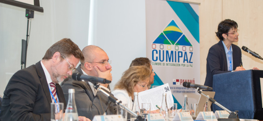 Santiago Castellà in the World Summit on Integration for Peace (Cumipaz)