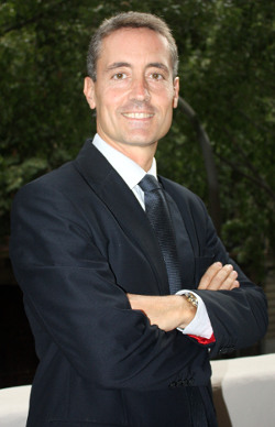 Dr. José Daniel Barquero