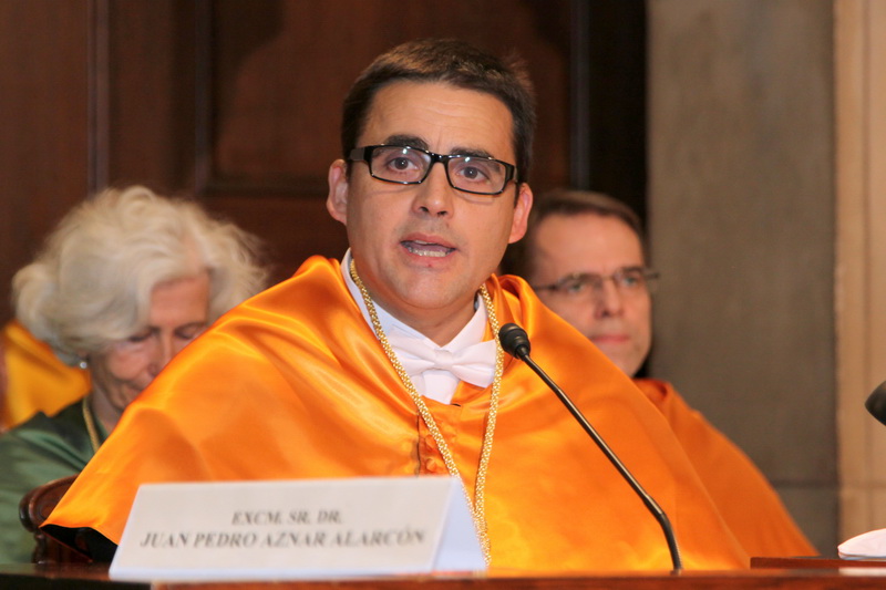 Dr. Juan Pedro Aznar Alarcón