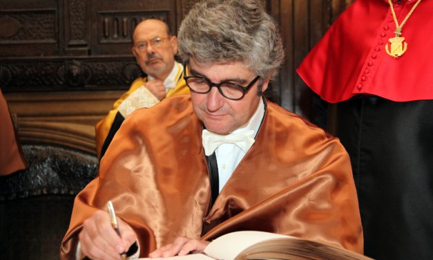 Excm. Sr. Dr. Juan Trias de Bes Mingot