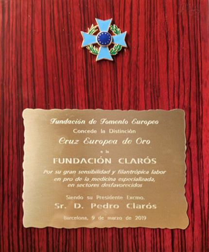Cruz europea de oro a la fundación Clarós