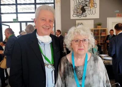 Teresa Freixes con el Presidente de Sociedad Civil Valenciana, Fernando Mut Oltra