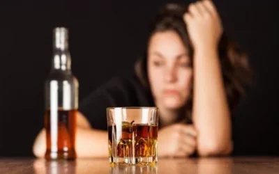 El estigma social del alcoholismo y las dificultades de su recuperación