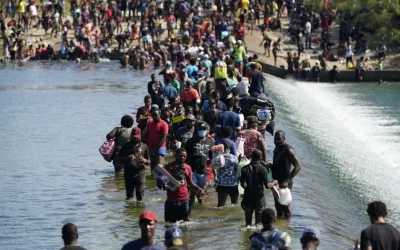 Combatir la tragedia y el negocio de la inmigración irregular