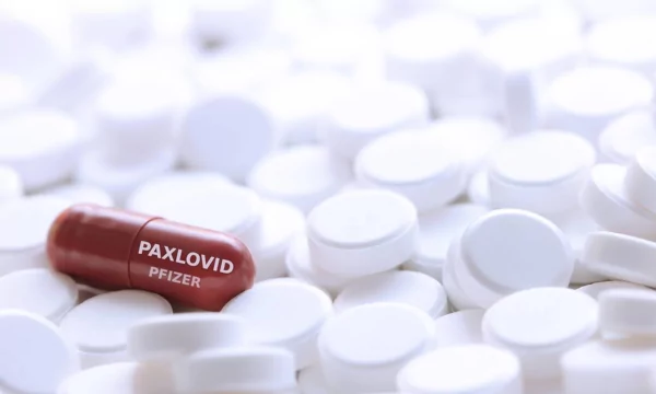 El Paxlovid arriba a Europa reconegut com el primer fàrmac efectiu en la lluita contra la Covid