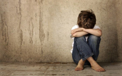 El impacto futuro de las carencias básicas y afectivas en el menor