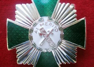 Cruz de Plata de la Guardia Civil