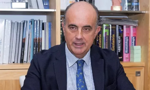 Dr. Antonio Zapatero