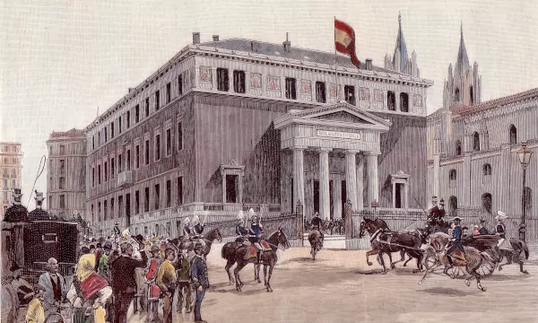 Madrid, inauguració del nou edifici de la Reial Acadèmia Espanyola. Voltants de l'edifici a l'arribada de SS. MM