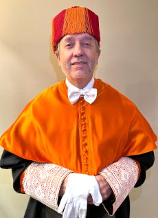 Dr. Carlos Puig de Travy