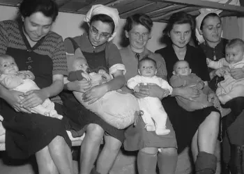 Los horrores del Holocausto sobre las mujeres y los niños