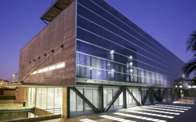 La RAED suscribe un acuerdo de colaboración con la Universidad Ramon Llull