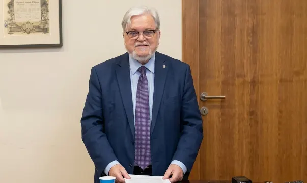 Dr. Joaquín Callabed