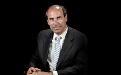 Molins, doctor honoris causa