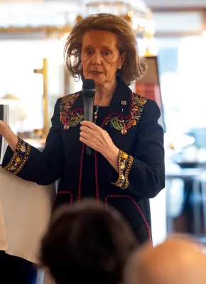 Mariàngela Vilallonga
